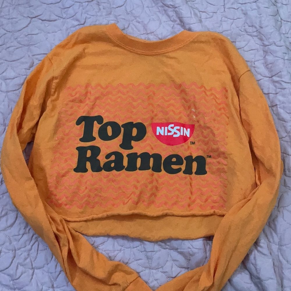 ramen noodle shirt long sleeved crop top